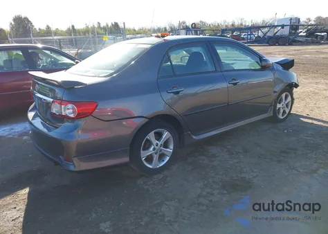 2013 Toyota Corolla S z USA, uszkodzony, nr VIN 2T1BU4EE3DC112716